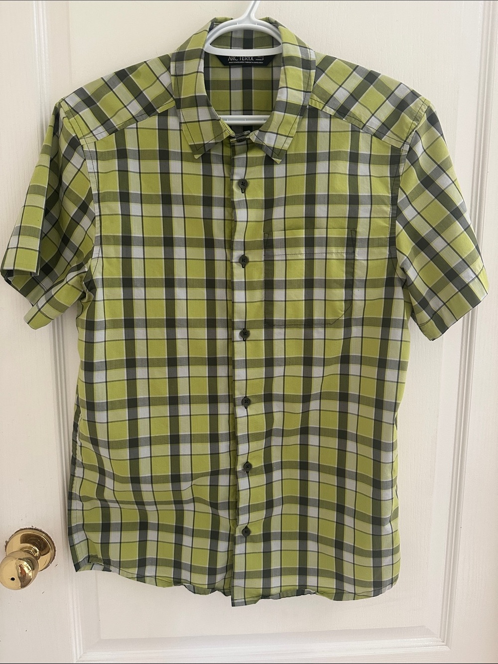 Men’s Arc’teryx breathable button up